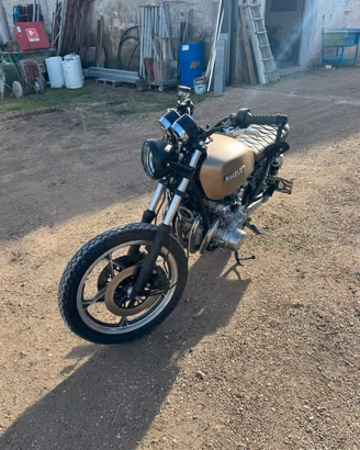 Suzuki gs500