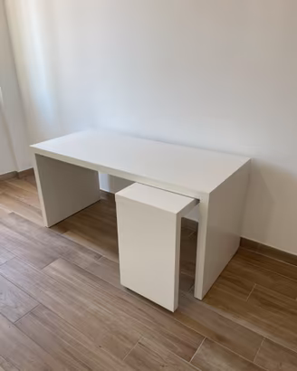 Scrivanie scrivania Malm Ikea