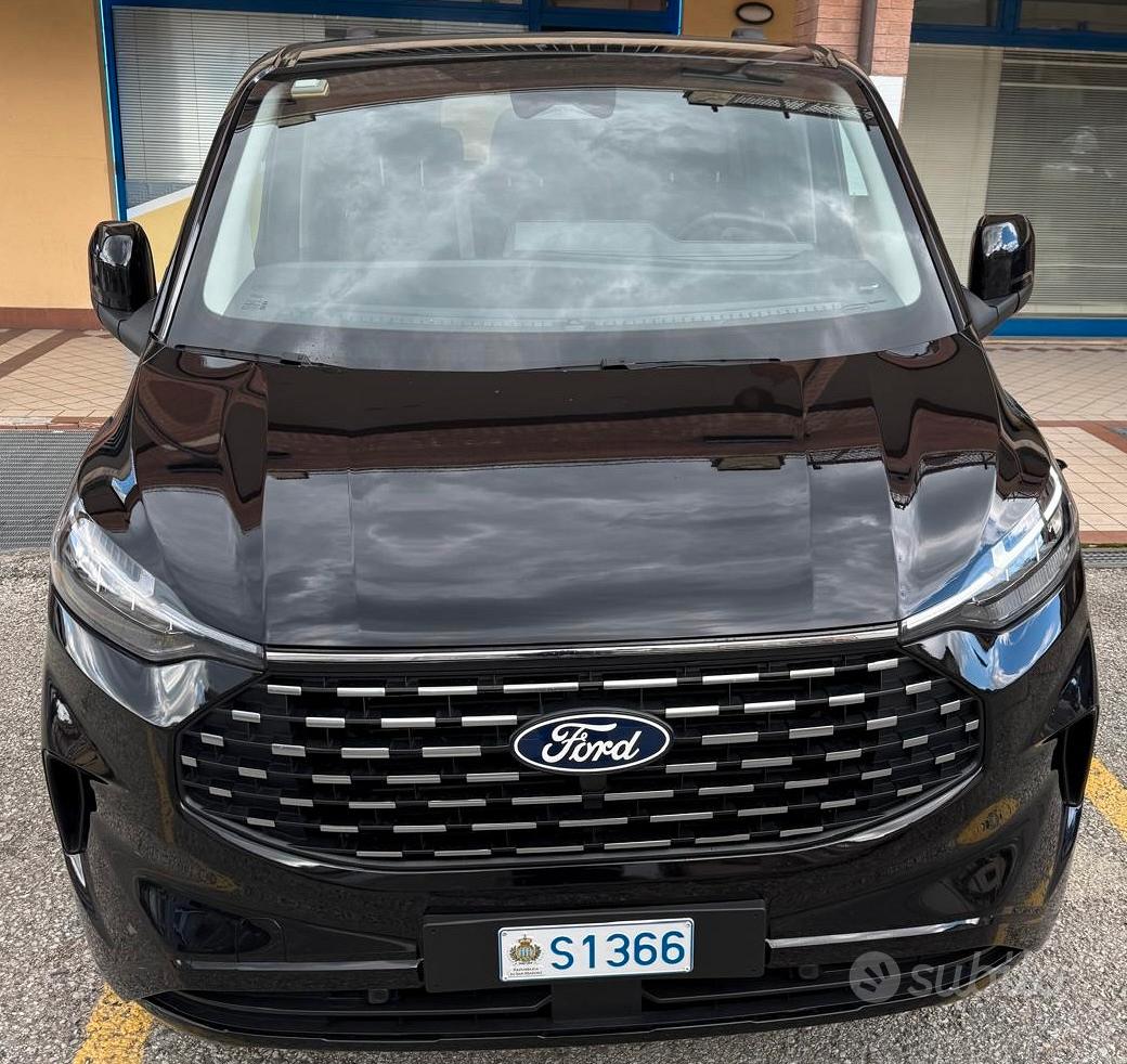Ford custom turneo 9 posto 2024 - Auto In vendita a Rimini
