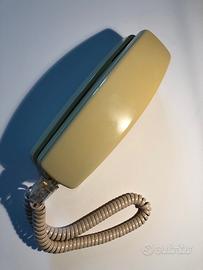 vecchio telefono