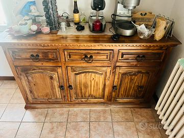 Credenza in legno massello