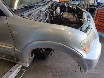 Parafango destro MITSUBISHI PAJERO del 2005