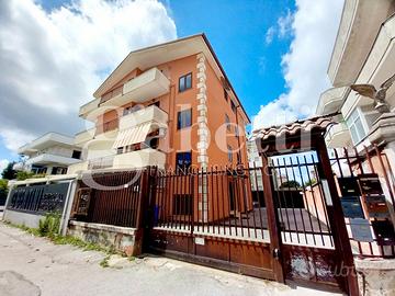 Appartamento Parete [Agossto 145VRG]