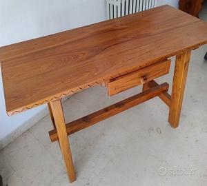 tavolino in legno massello