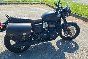 TRIUMPH BONNEVILLE T120 BLACK