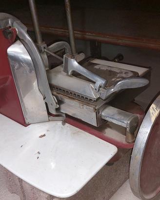 affettatrice a volano