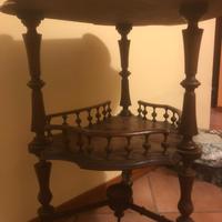 Tavolino antico