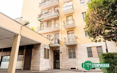 Via Console Marcello 18 - Ampio monolocale con bal