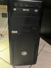 PC AMD A8-7600 SSD + 8 GB di RAM ed Nvidia GTX 760
