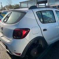 dacia sandero 2019 2020 per ricambi