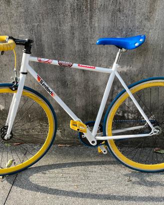 Bici scatto fisso