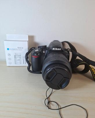 fotocamera nikon d3100, obiettivo, caricabatterie 