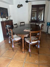 Tavolo allungabile con 10 sedie con console