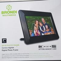 Cornice digitale BRONDI
