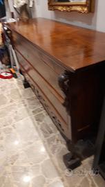 cassa panca  in  legno  massiccio  del  1880