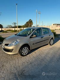 Renault Clio III serie 5 porte