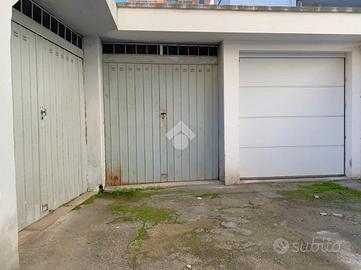 AUTORIMESSA A PESCARA