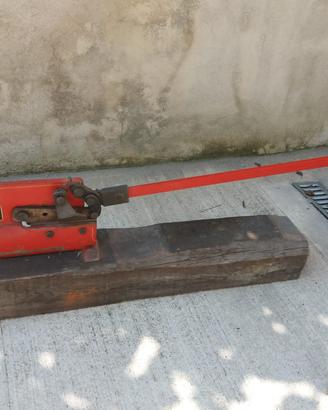 Cesoia per ferro