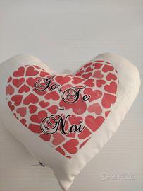 Cuscino a forma di cuore