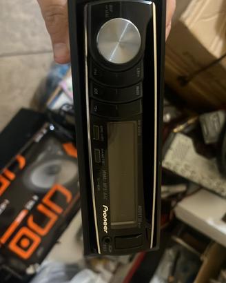 Stereo Pioneer