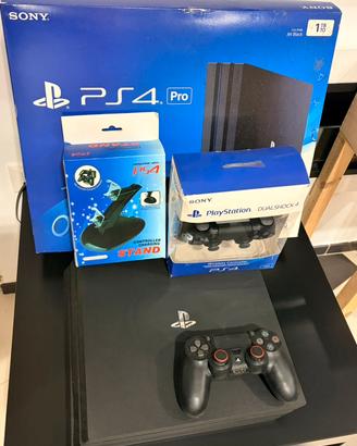 Play Station 4 PRO 1TB -COME NUOVA-