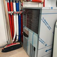 Fabbricatore di ghiaccio -