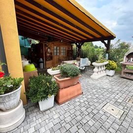 TRILOCALE PIANO TERRA CON AMPIO GIARDINO