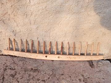 rastrello in legno fatto a mano vintage
