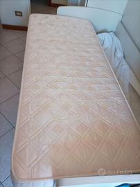 due letti singoli, il secondo a scomparsa 