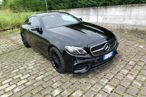 Mercedes CLASSE E COUPÉ 220 4 MATIC