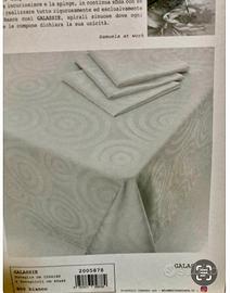 Tovaglia da tavola con 6 tovaglioli in  purocotone