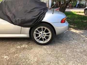 Cerchi da 17 BMW con pneumatici