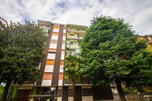 3 LOCALI A GARBAGNATE MILANESE