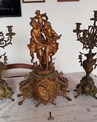 Trittico con orologio fine XVIII secolo