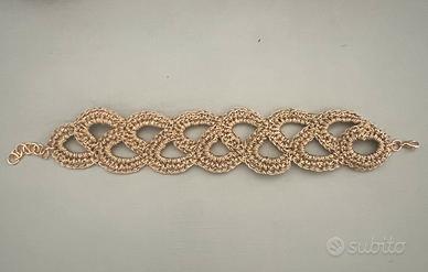 Bracciale da donna fatto a mano con uncinetto