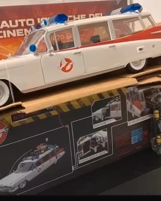 Ghostbusters Ecto-1 1:18 Auto Iconica nuovo