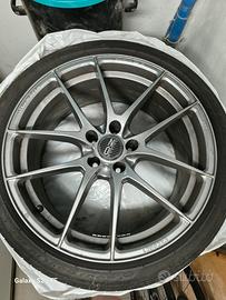 OZ HLT Leggera 19" con Pirelli P Zero 255/35/19