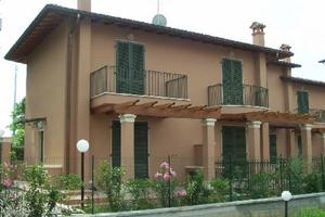 Villetta a schiera di 110 m² con 4 locali a Massa