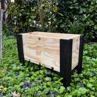 Fioriera in legno per balcone o giardino