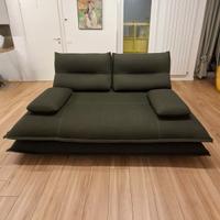 Divano artigianale con schienale removibile