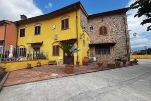 CASA INDIPENDENTE A PISTOIA