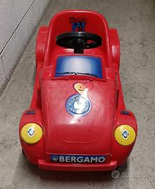 macchina a pedali per bambini con adesivi ATALANTA