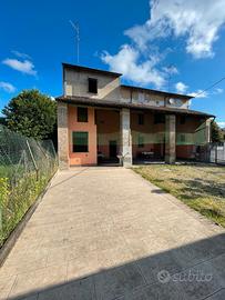 Porzione di cascina indipendente