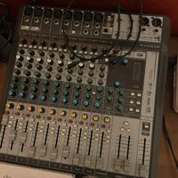 Mixer Soundcraft Signature 12 MTK