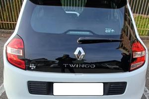 RENAULT Twingo SCe Lovely