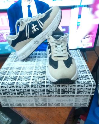Scarpe donna. Premiata.
