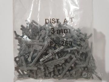 DISTANZIATORI A T PER PIASTRELLE 3 €