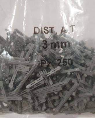 DISTANZIATORI A T PER PIASTRELLE 3 €