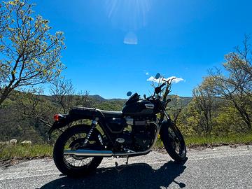 Triumph Bonneville T100