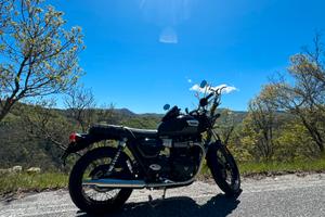 Triumph Bonneville T100